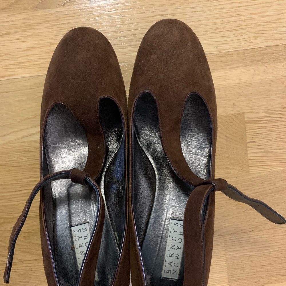 Shoes - Picture 2 of 4